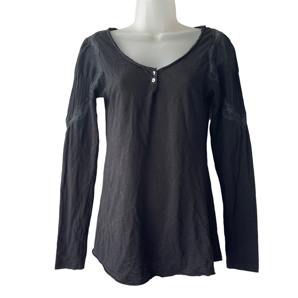 Free People Henley with Embellished Puff Sleeve Size Small WORN ONCE